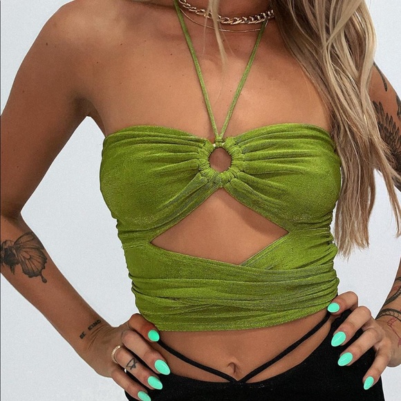 Princess Polly Tops - Loriella ring detail crop top